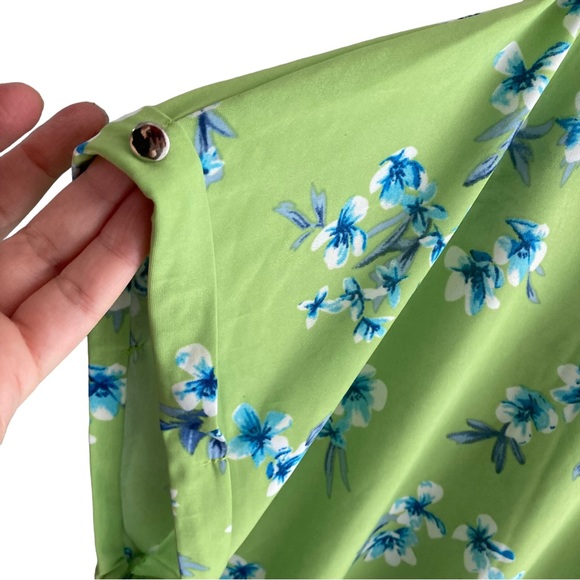 Lily Morgan | Floral Blouse - Picture 8 of 13